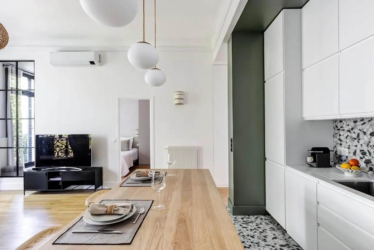 Appartement Elegant A Deux Pas Des Champs-Elysees Paris 0*,  France