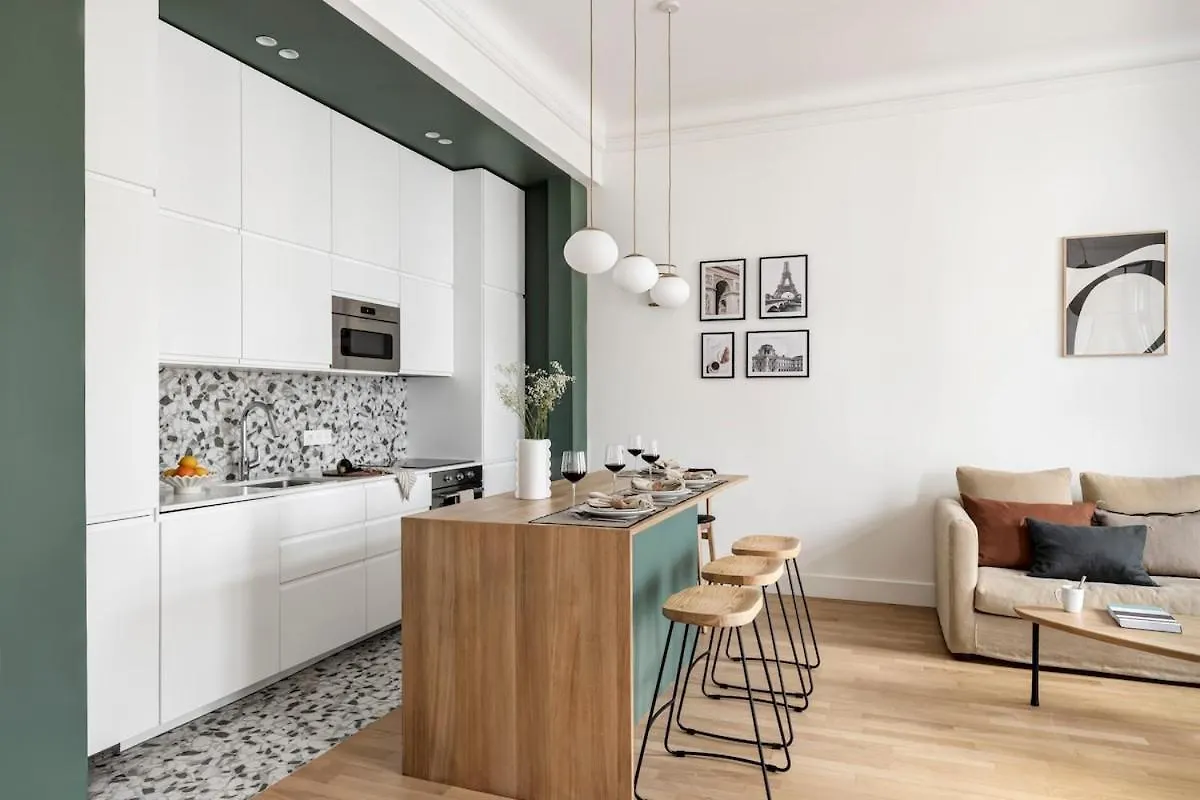 Appartement Elegant A Deux Pas Des Champs-Elysees Paris