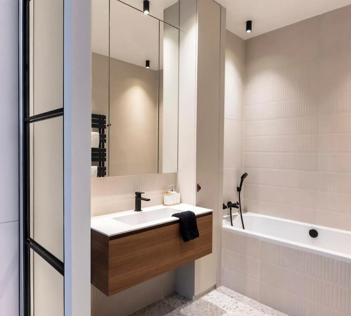 Appartement Elegant A Deux Pas Des Champs-Elysees Paris 0*,  Frankrig