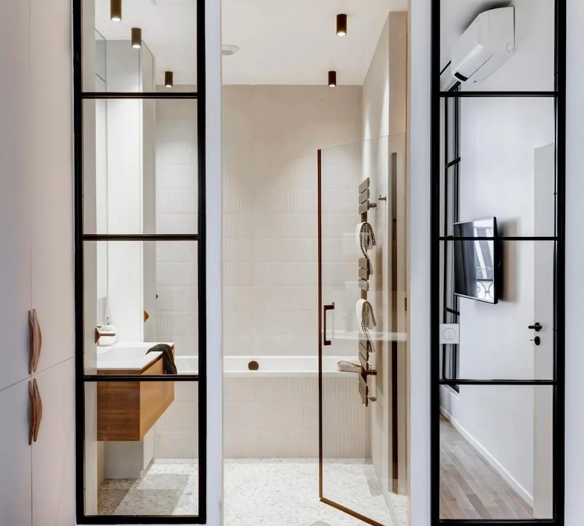 Appartement Elegant A Deux Pas Des Champs-Elysees Parijs